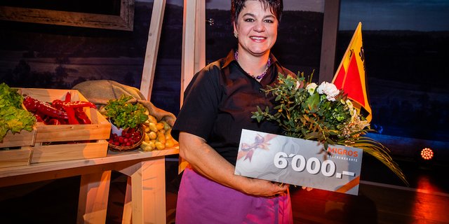 Anita Mosimann kamen bei der Entscheidung die Tränen. (Bilder SRF/ Ueli Christoffel)