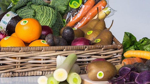 Insbesondere bei Gemüse und Früchten könnte mit Verpackung gespart werden. (Migros Zürich)