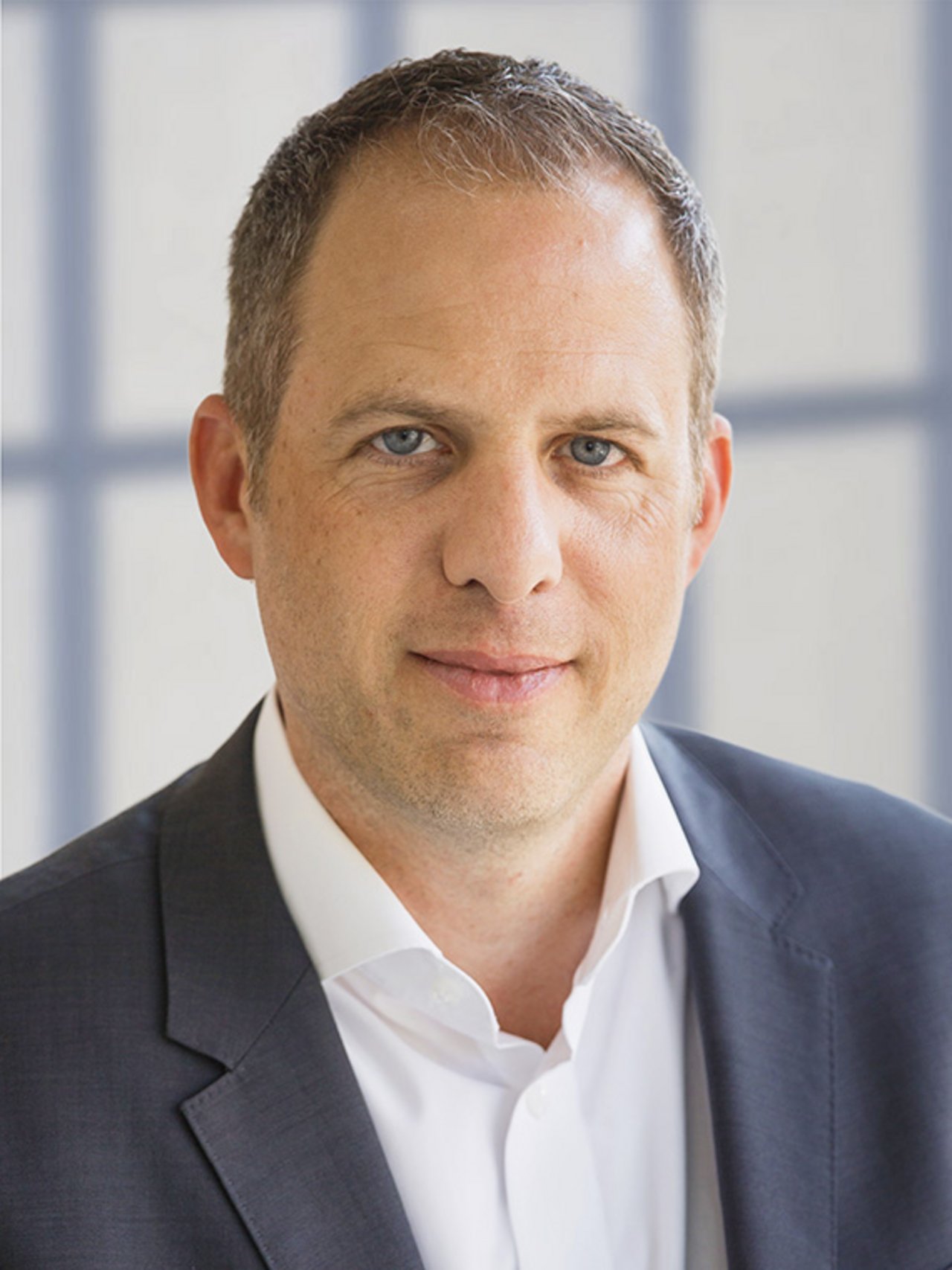 Philipp Zgraggen übernimmt den Vorsitz der Volg-Geschäftsführung am 1. September 2019. Zgraggen war bis vor einem Jahr bei Aldi tätig und arbeitet sich seither bei Volg ein.