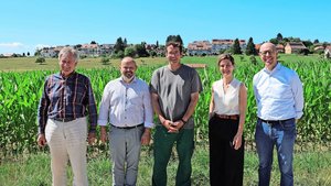Stellten das Projekt vor: Wolfgang Sturny, Swiss No-Till; Daniel Imhof; David Jaccoud; Aude Jarabo, Agroimpact; Eugenio Simioni (v. l. n. r.).