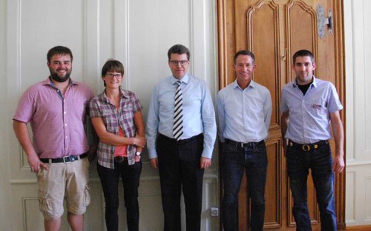 Eine Delegation der Junglandwirte traf sich mit Regierungsrat Rickenbacher und Amtsvorsteher Zaugg. (Bild zVg)