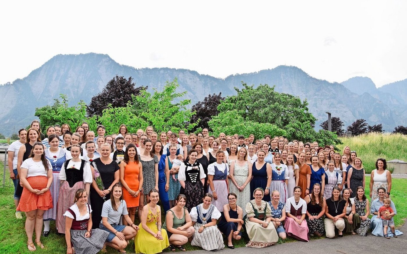 Erntezeit für 169 Absolventinnen und Absolventen: Sie durften am Plantahof den Fachausweis als Bäuerin oder bäuerlicher Haushaltleiter entgegennehmen.