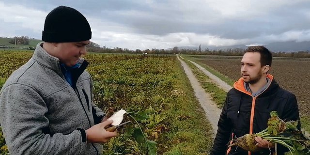 Die von den angehenden Landwirtinnen und Landwirten produzierten Kurzfilme decken verschiedene Themen ab. Eine Gruppe hat sich beispielsweise mit der Herkunft unseres Zuckers befasst. (Bild zVg)