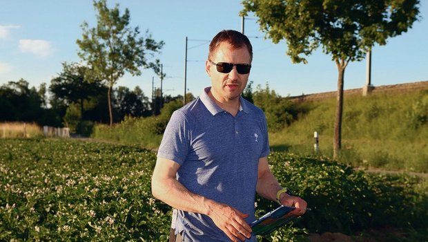 Als Kartoffelexperte Als Kartoffelexperte führte Andreas Rüsch viele Versuche durch und war gern gesehener Referent an Flurbegehungen.