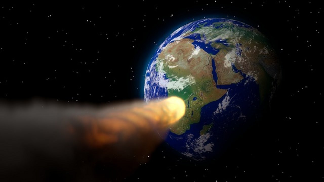 Ein Asteroid brachte vor 66 Millionen Jahren nicht nur das Ende der Dinosaurier, sondern löste ein Massensterben auf der Erde aus. (Bild Pixabay)