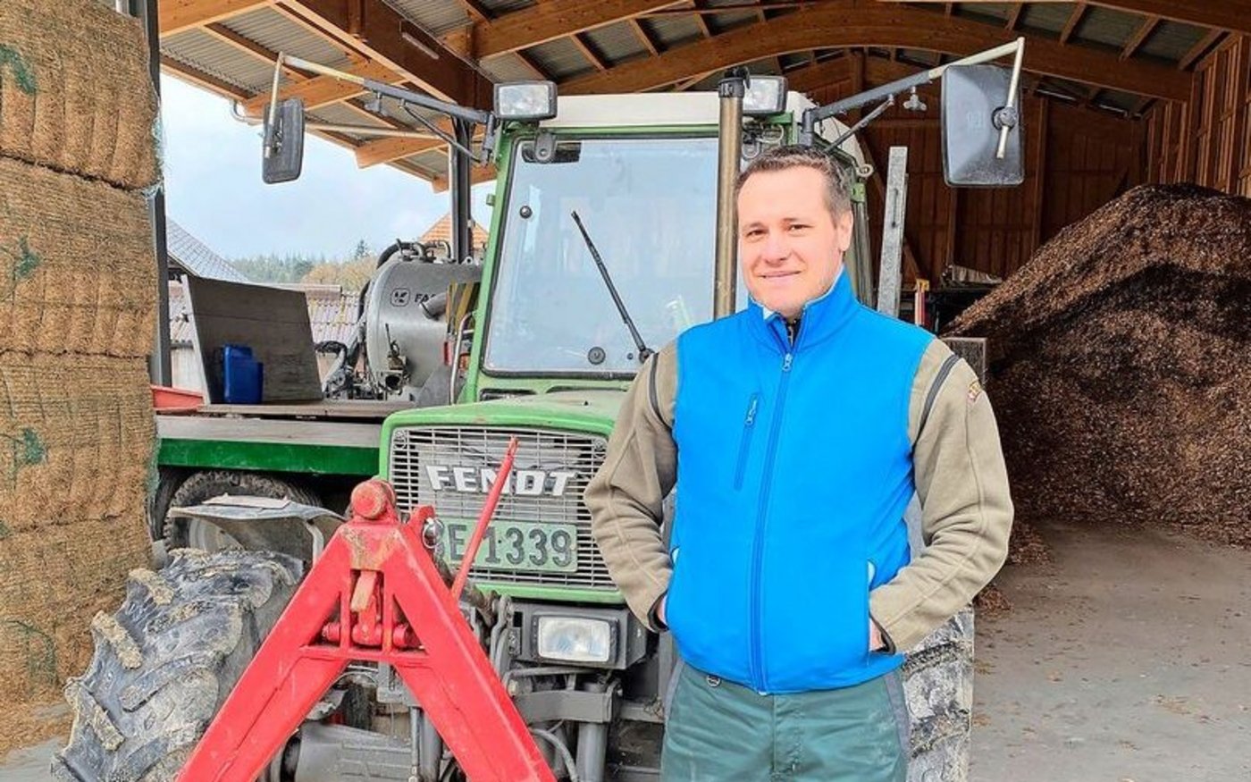 Thomas Steiner hat den Guetacherhof mit seinen verschiedenen Betriebszweigen 2018 übernommen. Seine Eltern helfen nach wie vor tatkräftig mit.