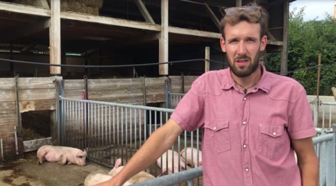 Betriebsleiter Sebastian Hagenbuch schreibt in einem Teilzeitpensum für das Fachmagazin die grüne. (Bild Screenshot akr)