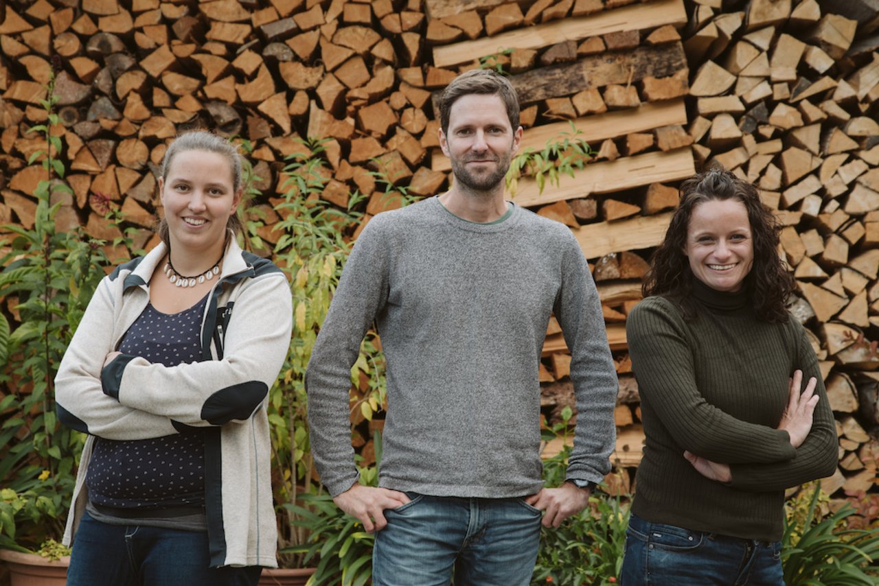 Neu im Vorstand der Kleinbauern-Vereingung: Lionne Spycher, Kilian Baumann und Marlen Koch. (Bild Eve Kohler)