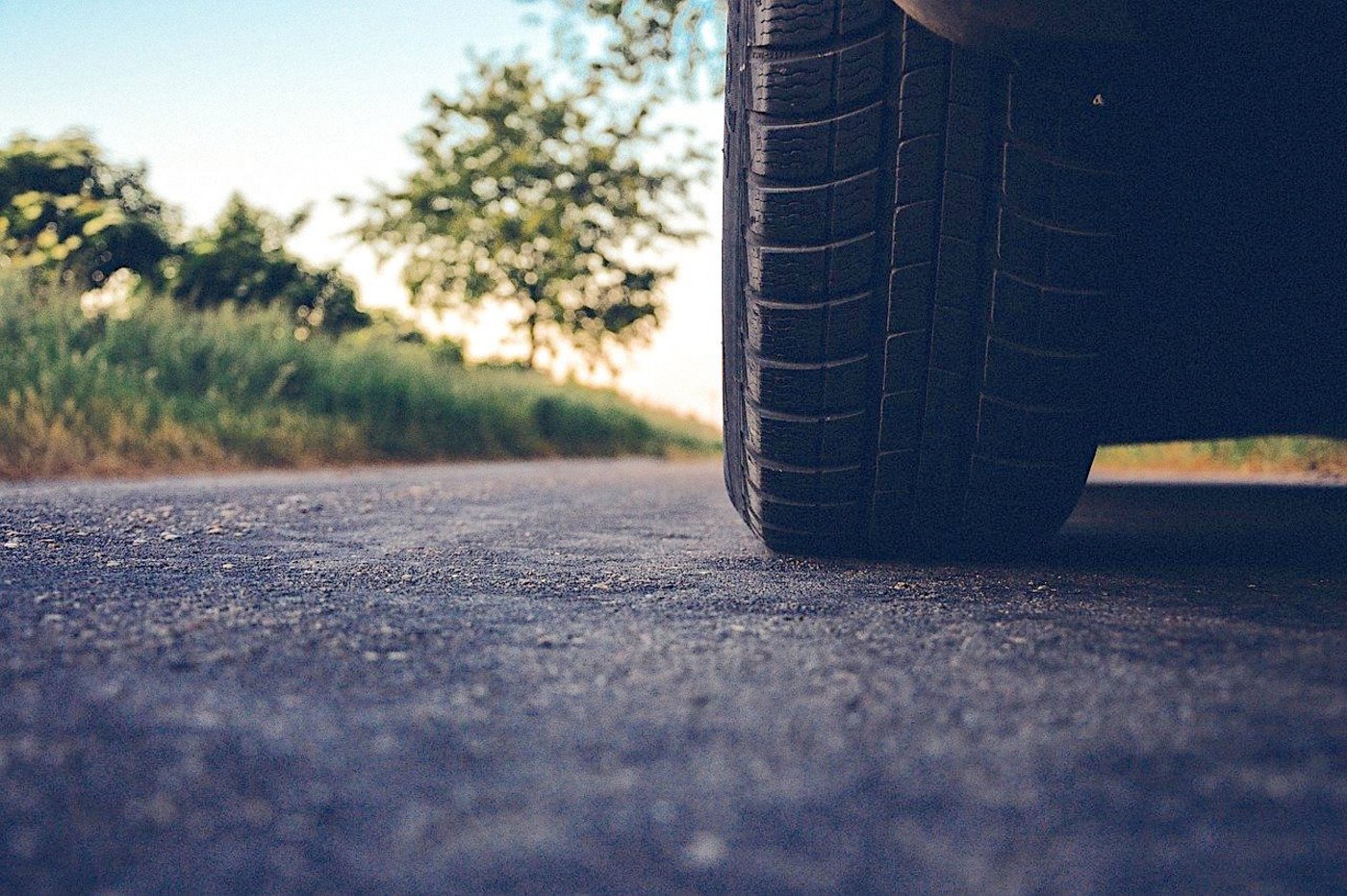 Mit dem neuen Co2-Gesetz dürfte Benzin teurer werden. (Bild PIxabay)