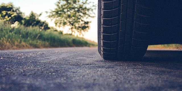 Mit dem neuen Co2-Gesetz dürfte Benzin teurer werden. (Bild PIxabay)