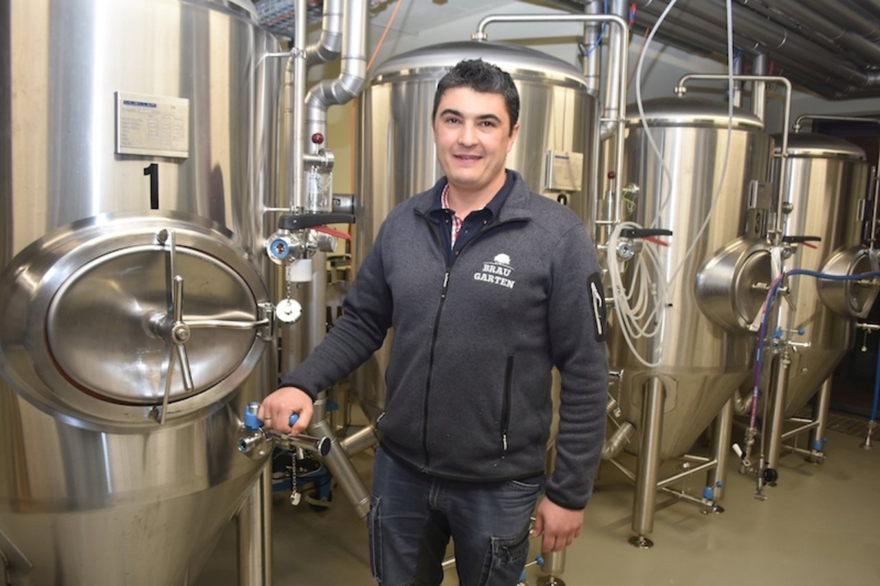 Kai Isele kann sich im Rheinau seinen lang ersehnten Wunsch vom eigenen Bier erfüllen. (Bilder Thomas Güntert)