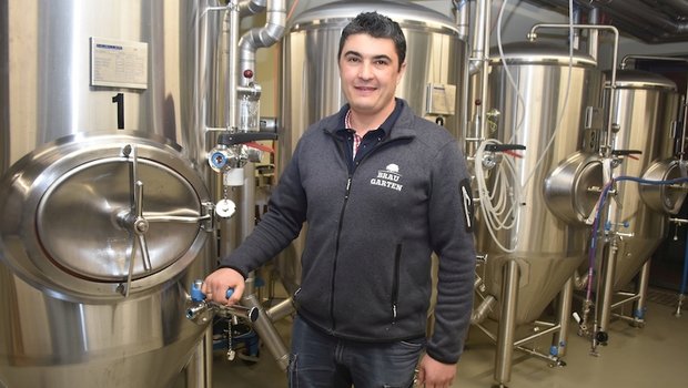 Kai Isele kann sich im Rheinau seinen lang ersehnten Wunsch vom eigenen Bier erfüllen. (Bilder Thomas Güntert)