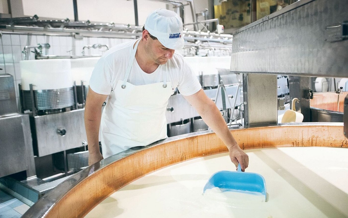 Trotz Absatzerfolgen bleibt Philippe Bardet vorsichtig: «Wir haben die Produktionsmenge für 2022 vorläufig um fix 3 % erhöht, bis Mitte des Jahres entscheiden wir, ob es 5 % sein werden». 