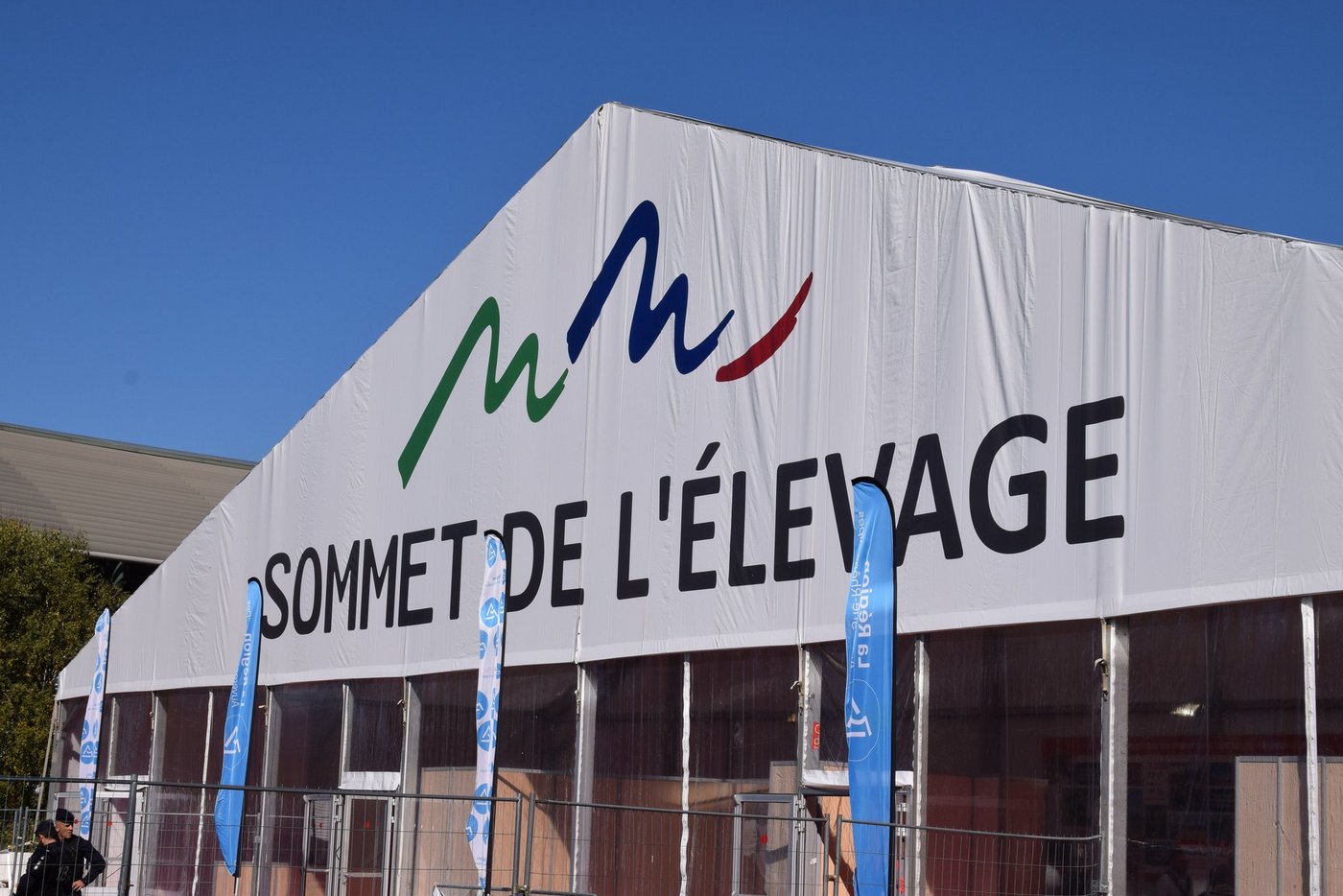 Am Sommet de l'élevage trifft sich die Crème de la Crème der französischen Landwirtschaft. (Bilder Julia Overney)