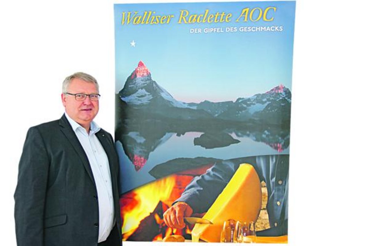 Urs Guntern steht für den Walliser Raclettekäse seit vielen Jahren ein und kann über eine wahre Erfolgsgeschichte berichten. (Bild Benildis Bentolila)