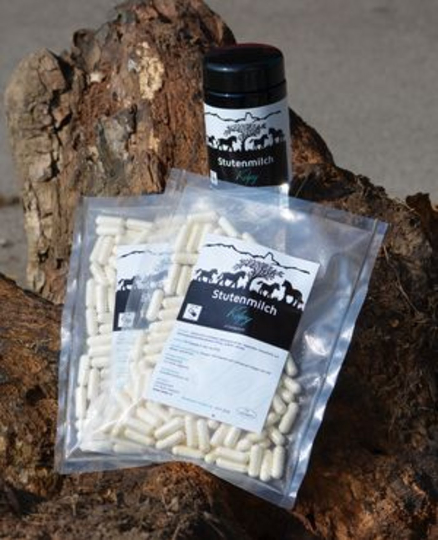 Das Endprodukt - Stutenmilch in Kapselform - wird vor allem über den Online-Kanal verkauft. (Bild stockhornhof.ch)