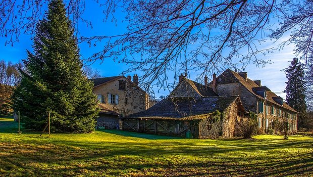 Bauernhof in Frankreich: Der Strukturwandel in unserem Nachbarland hat sich verlangsamt. (Bild Pixabay)