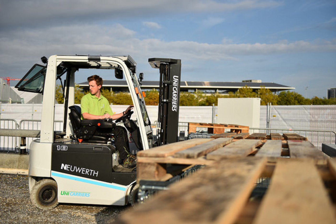 Die Gemüsegärtner müssen sich auch in Gablerstapler-Fahren beweisen.