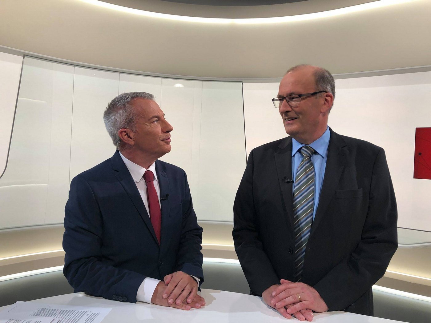 Reto Lipp (links) veröffentlichte am Montag vor der Sendung das Bild mit Markus Ritter auf seiner Facebookseite.  (Bild zVg)