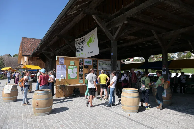 Viel Publikum am Marktplatz der Vielfalt in Rheinau