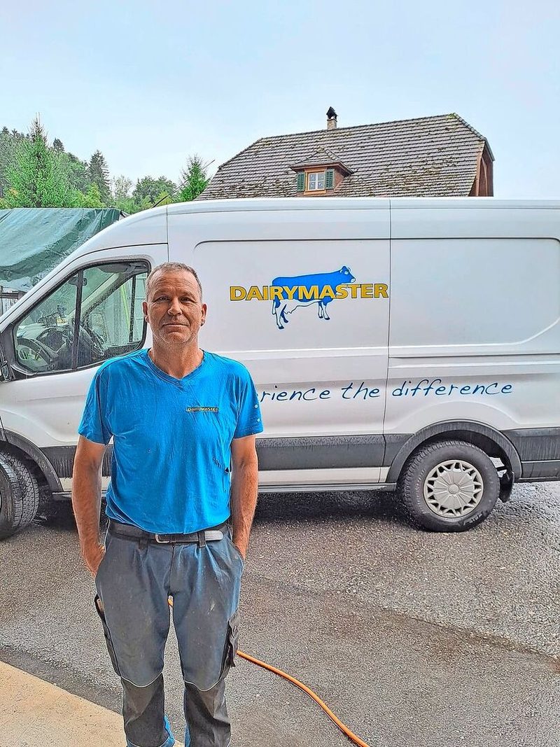 Tüftler: Der Willisauer Philipp Meier setzt auf die Standbeine Pressen im Lohn und Melktechnik.