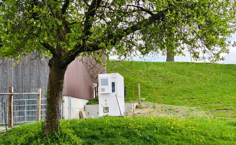 Stromkosten senken? So setzen Landwirte Speicherbatterien ein