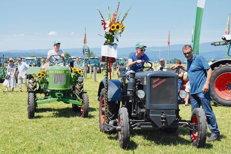 Am Fendt-Treffen im Bernbiet schlagen Fan-Herzen schneller