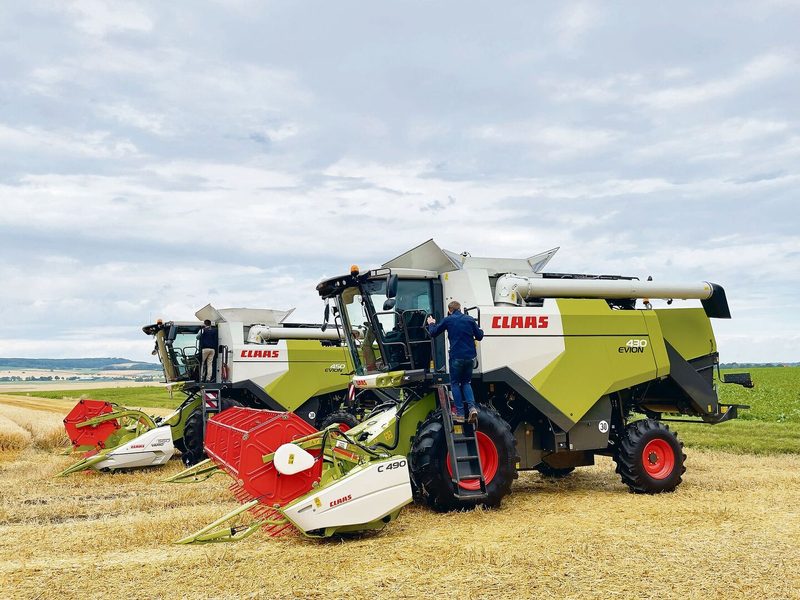 Die neuen Fünfschüttler-Mähdrescher der Evion-Baureihe – hier der Claas Evion 450 – ergänzen das Claas-Mähdrescher-Programm unterhalb der (für die Schweiz oft zu) grossen Trion- und Lexion-Baureihen.