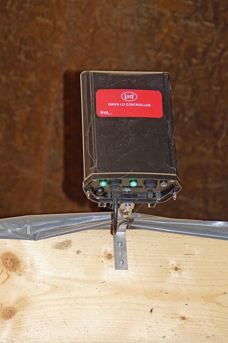 Diese Antenne überträgt die Signaleder Sensoren an den Controller.