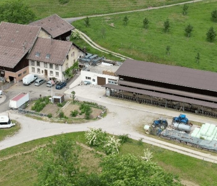 Zu verkaufen: Vielseitiger Landwirtschaftsbetrieb im Oberbaselbiet mit 22 ha Fläche