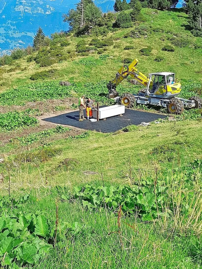 Auf der Schaneralp ist die Wasserversorgung mittlerweile auf dem neusten Stand mit Brunnen, Leitungen und Reservoiren.