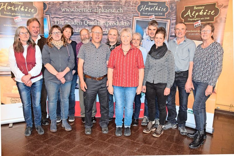 Bevor die nächste Alpsaison ins Haus steht, wurde in Thun das zahlreiche Alppersonal gewürdigt. Die Käse von den Berner Alpen schnitten hervorragend ab.