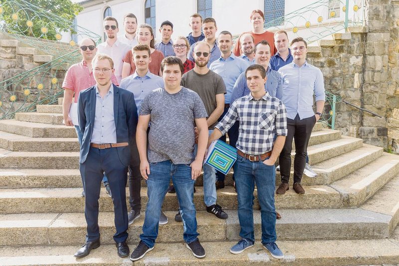 Die Absolvent(innen) der Fachschule 1.
