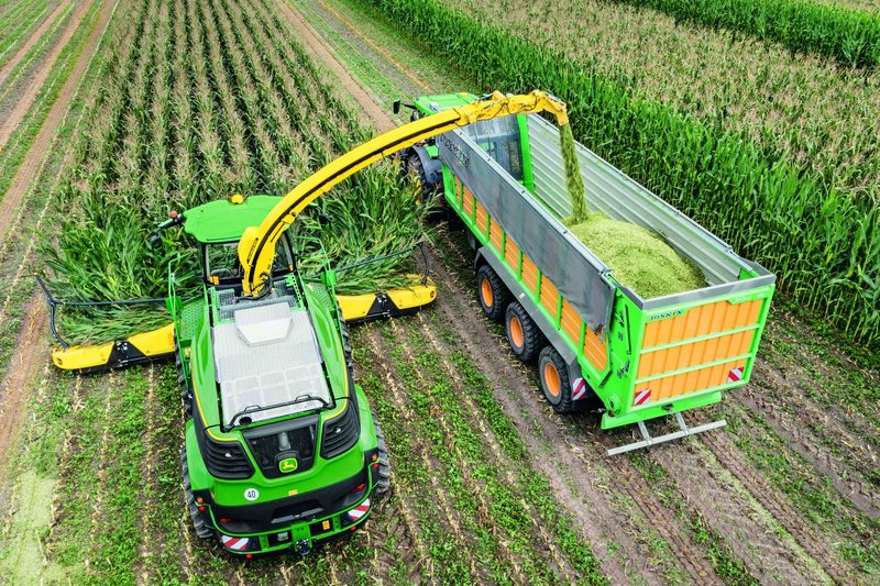 Der John Deere 9600i ist die Farm Machine 2022 in der Kategorie Feldhäcksler