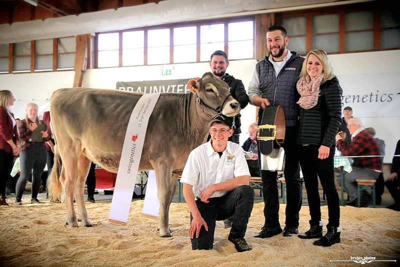 Tammy und Olena verteidigten ihre Titel an der Zuger Open Expo