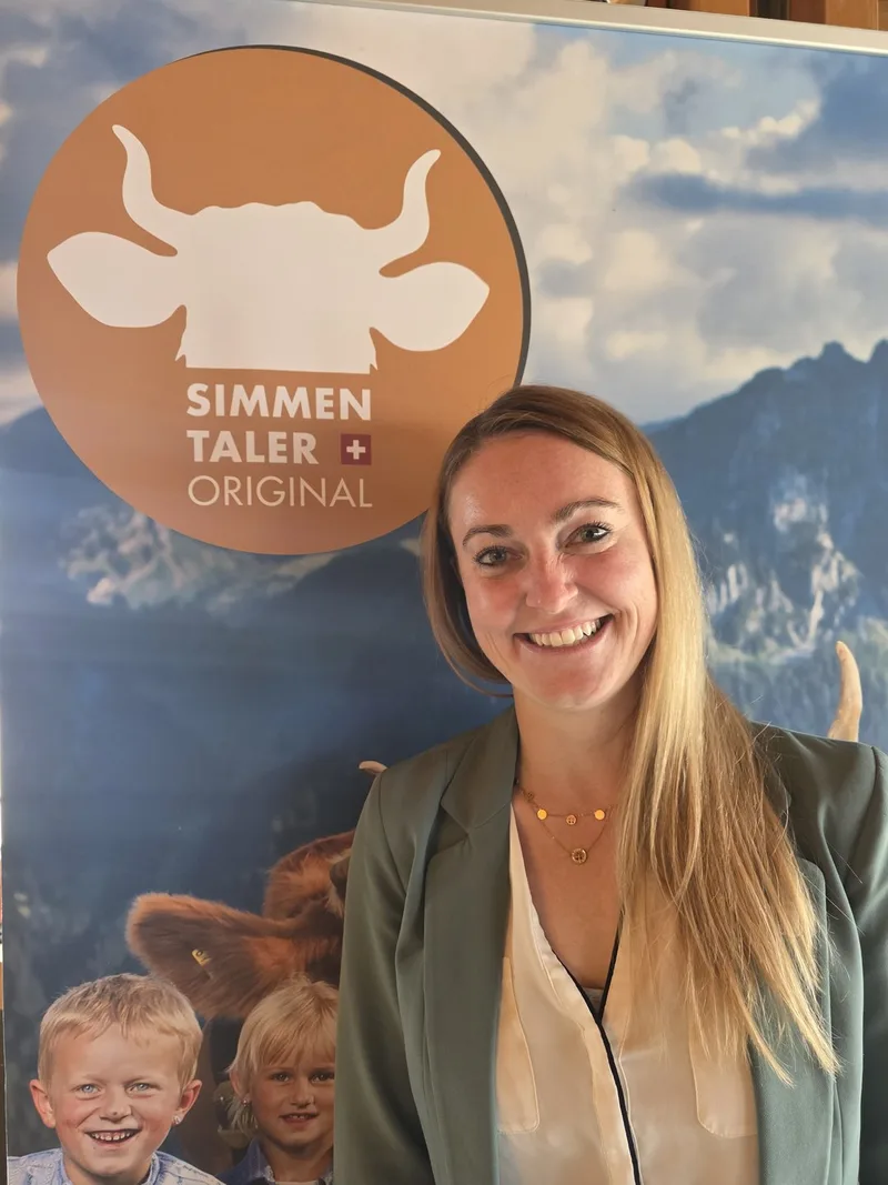 Simmentaler Original übergibt an IP-Suisse und Mutterkuh Schweiz