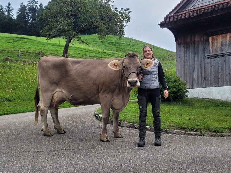 «Melken ist meine Lieblingsarbeit» – Larina Bühlmann will bei den Swiss Skills ins Finale
