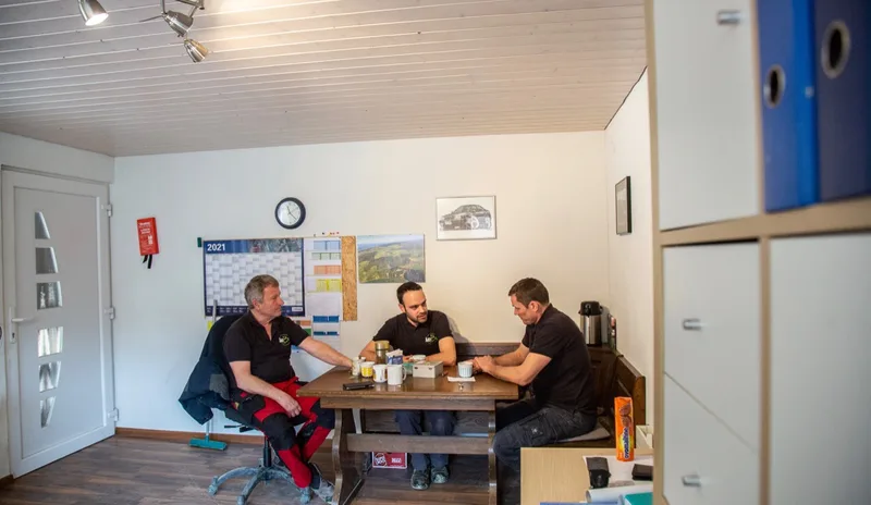 Das Büro der BG ist auf dem Betrieb von David Ramseier in Oltigen BE. Bild: Pia Neuenschwander