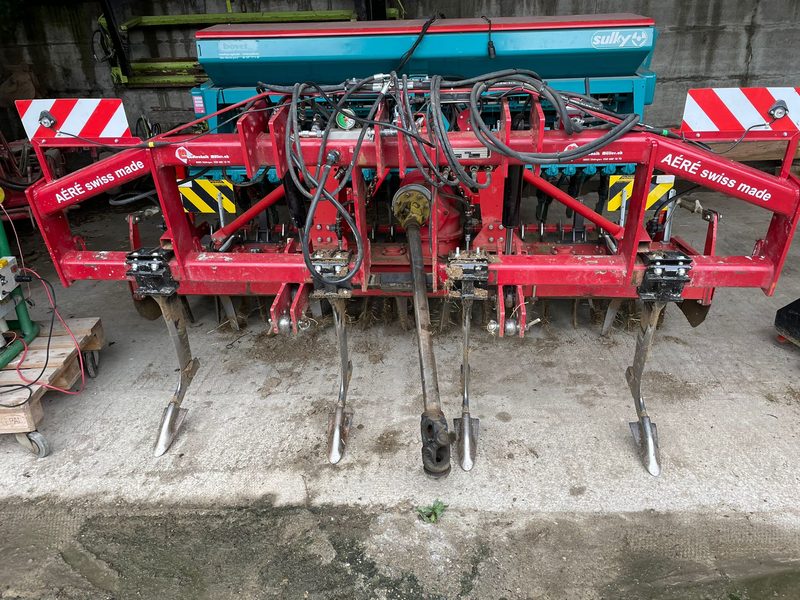 Landwirt Anno Lutke Schipholt erweckt den Boden zum Leben