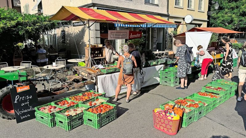 Das Gemüse verkauft Reto Meier auf dem Wochenmarkt in Winterthur und samstags auf dem Markt in Wülflingen.