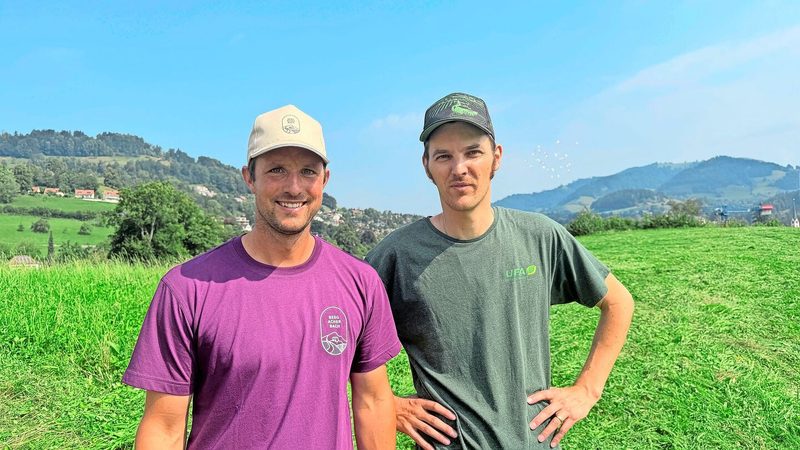Flurin Keller, landwirtschaftlicher Bezirksverein Hinwil (links), und Beat Fuhrer, Landi Bachtel (rechts), organisierten den Anlass.