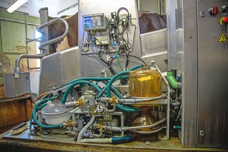 Die Ausbildung zum Servicetechniker ist aufgrund der komplexen Technik besonders bei jungen Personen beliebt.