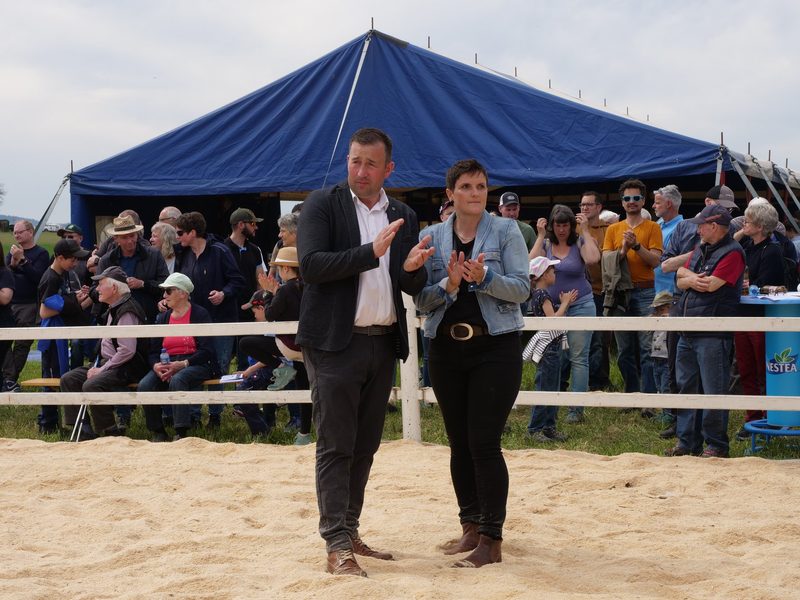 Regionalschau in Oekingen: Ein Heimspiel für die Familie Flury