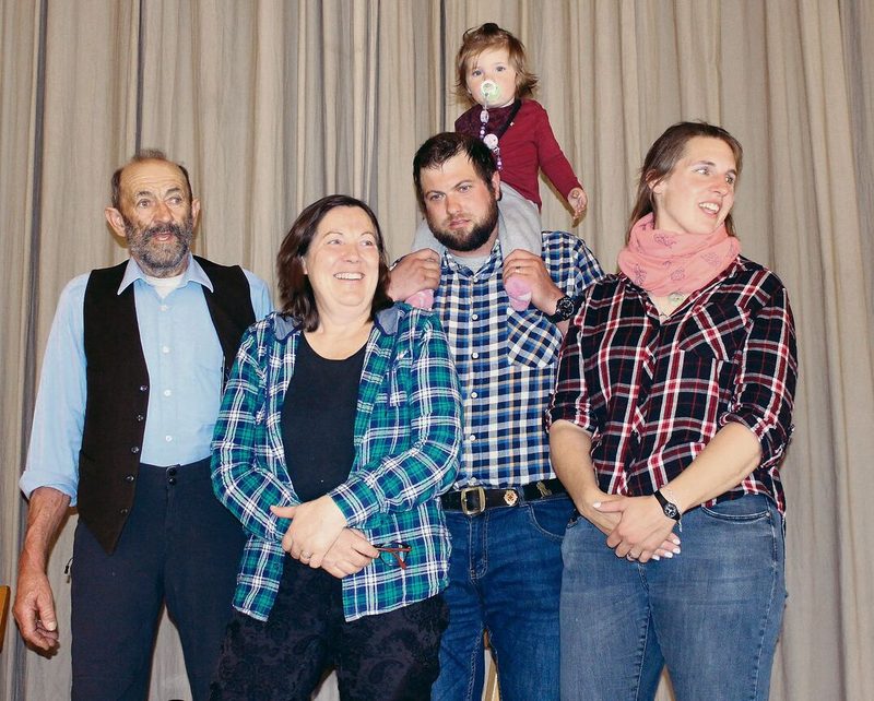 Werner und Bernadette Keller und Sohn Otto mit Ronja und Martina Keller (v. l.)
