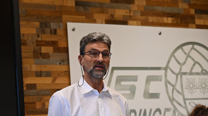 Das Projekt Stammtisch zum Wissensaustausch ist angelaufen