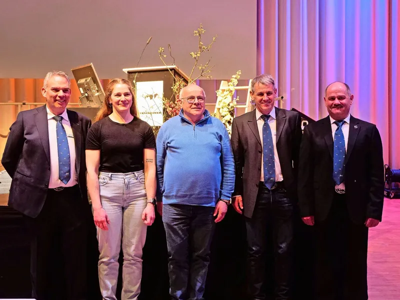 Direktor Michel Geinoz, Nicole Reichmuth, Pierre-Alain Brügger, Patrick Blum und Präsident Hans Aebischer (v. r. n. l.).