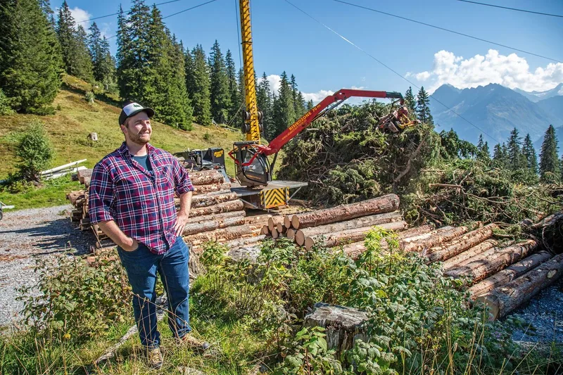In der Schweiz hat es mit etwa zehn Millionen Kubikmeter genügend Holz, das jährlich zur Verfügung stünde. Verwertet wird aber nur rund die Hälfte.