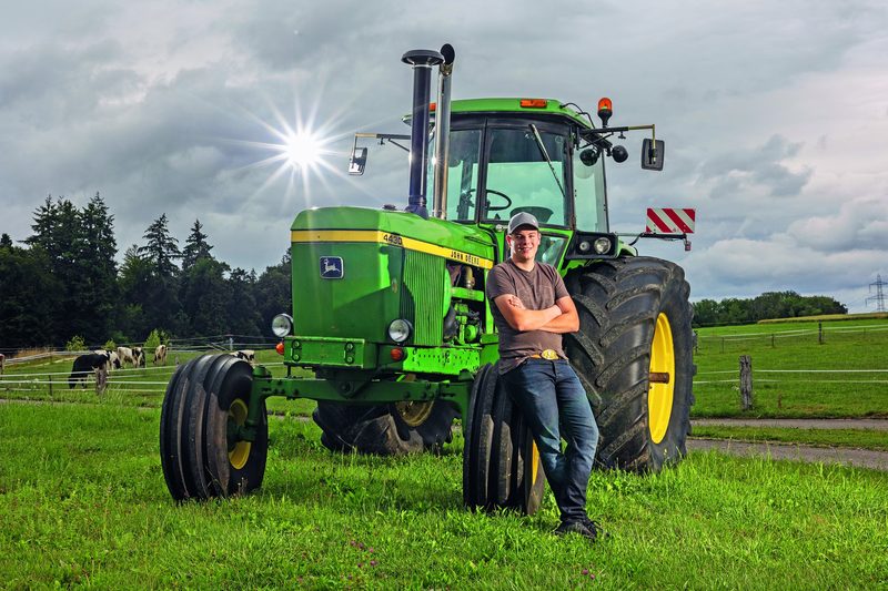 Jetzt bestellen: So sieht der TraumTraktor-Kalender 2025 aus