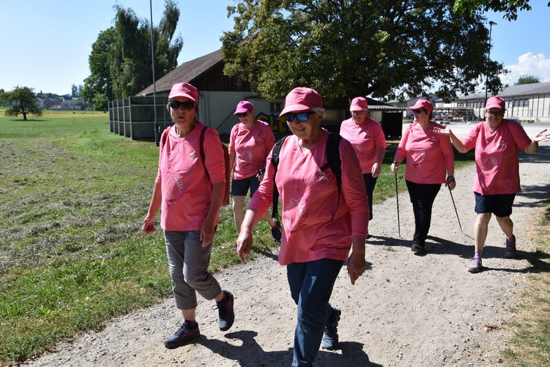 Berner Landfrauen engagieren sich im Kampf gegen Brustkrebs