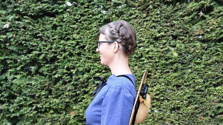 Eine Schritt-für-Schritt-Anleitung für Trachtenfrisuren
